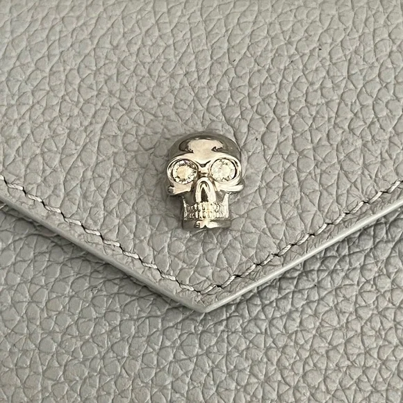 Alexander McQueen Grey Leather Envelope Card Holder - Picture 9 of 13